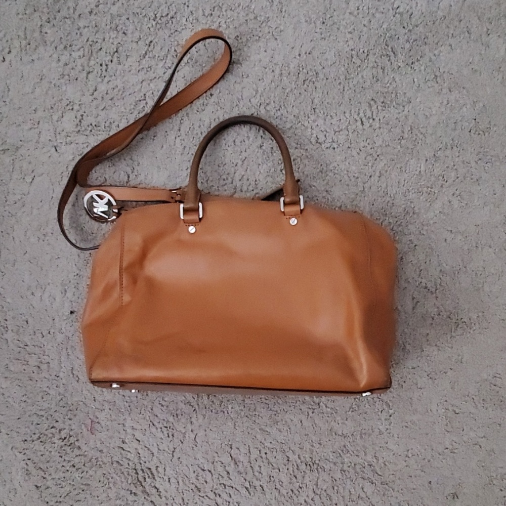 Michael Kors Bag - Picture 2 of 3